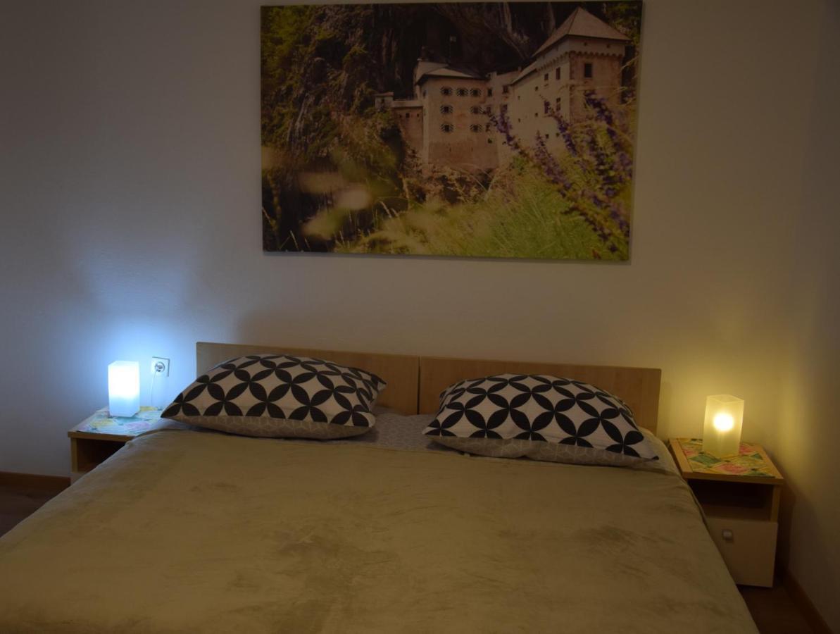 Rooms Ribnikar Postumia Esterno foto