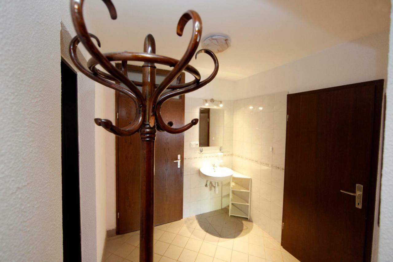 Rooms Ribnikar Postumia Esterno foto