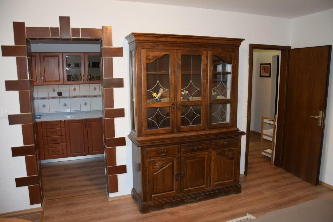 Rooms Ribnikar Postumia Esterno foto