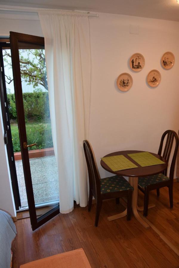 Rooms Ribnikar Postumia Esterno foto
