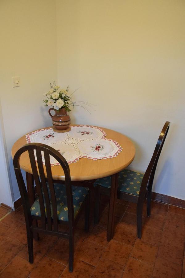 Rooms Ribnikar Postumia Esterno foto